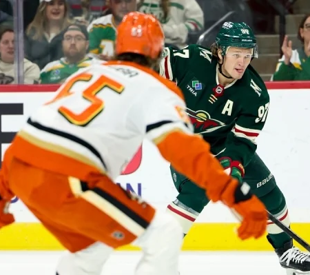 Pewne zwycięstwa i awans: Minnesota i Anaheim zamknęły serię