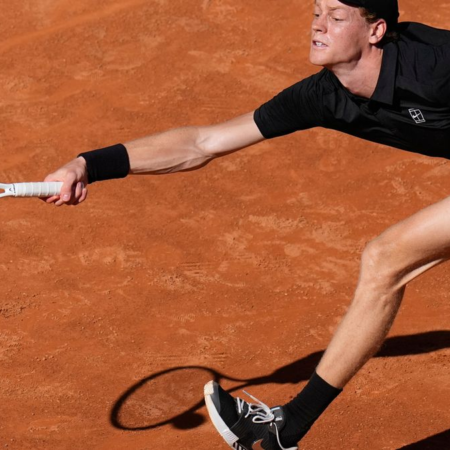 Sinner nadal tworzy historię: Włoch awansuje do półfinału turnieju Rome Masters