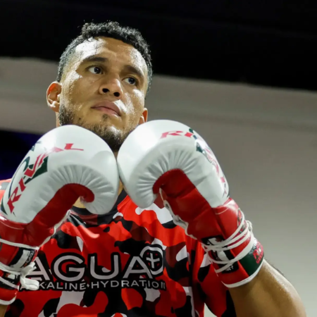 Benavidez jest coraz częściej nazywany prawdziwym następcą Canelo w meksykańskim boksie