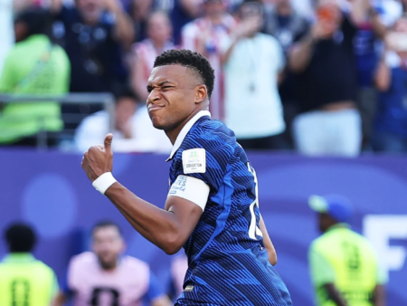 Messi i Mbappe zbliżają się do historycznego rekordu Eusebio na Mistrzostwach Świata