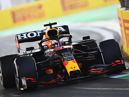 Max Verstappen składa oświadczenie po przedłużeniu kontraktu z Red Bullem do 2030 roku